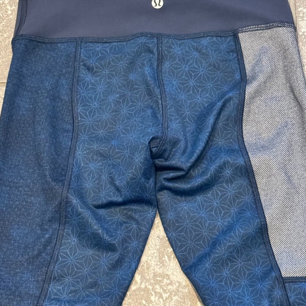 Lululemon Wunder Under Sashiko Jogger Pants Womens Size 4 Blue Camo Inseam 25” - Picture 5 of 10